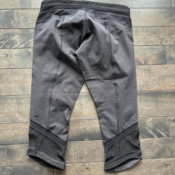 Lululemon Cropped Leggings - Picture 2 of 2